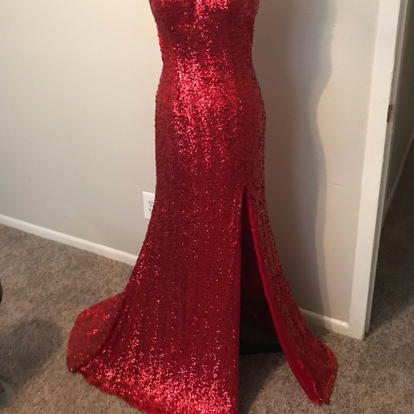 RED SEQUINS DRESS ❤️ - Picture 1 of 5